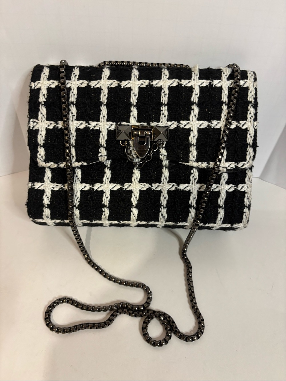 Black & White Tweed Chain Shoulder Bag